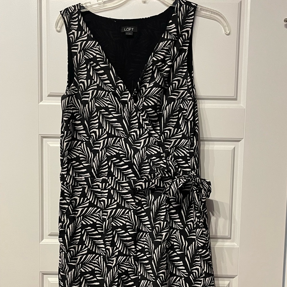 Loft tropical romper. Size 6.